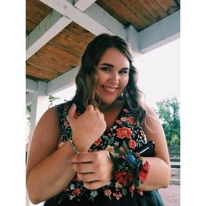 Meet your Posher, Leah